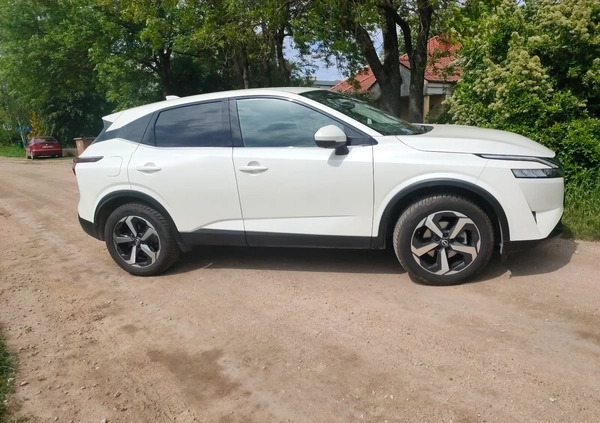 Nissan Qashqai cena 131600 przebieg: 6600, rok produkcji 2022 z Jarocin małe 106